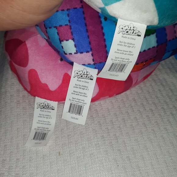 Cats Vs. Pickles Set of 3 - Picture 7 of 10